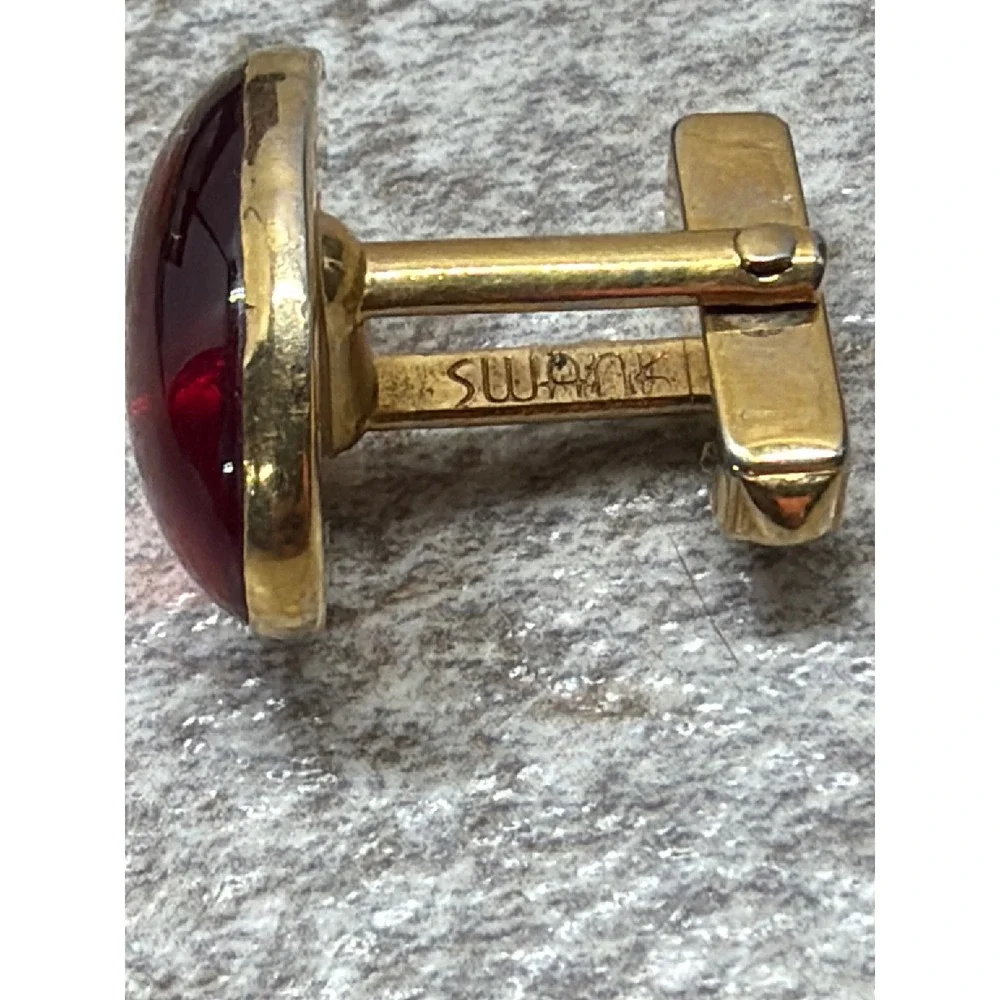 Swank Vintage Mens Cufflinks Gold Tone Oval Red Cabochon Glass Toggle Back Retro